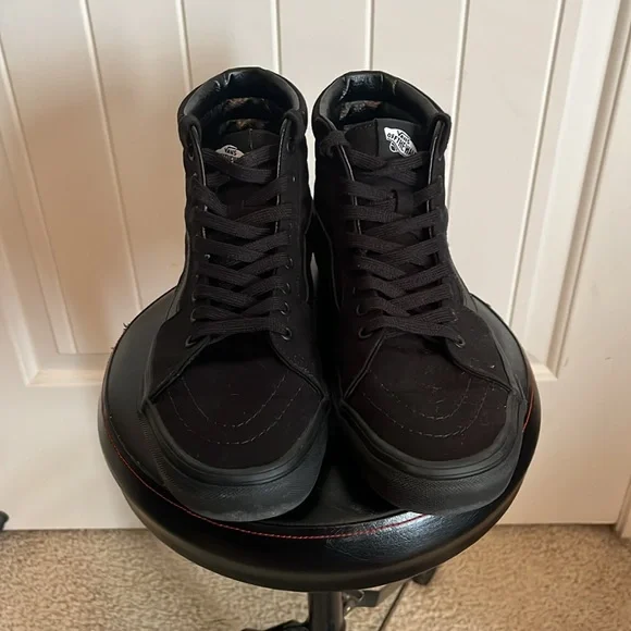 Vans Sk8 Hi Sz 9 - Picture 2 of 7